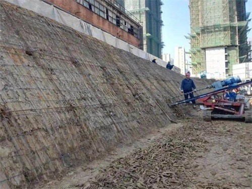 龙沙建筑边坡支护