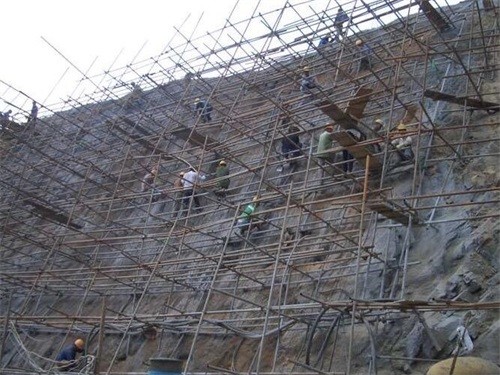 龙沙公路桩基检测